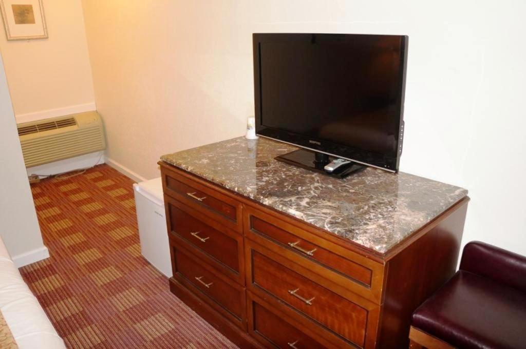 Waterford Inn Luaran gambar